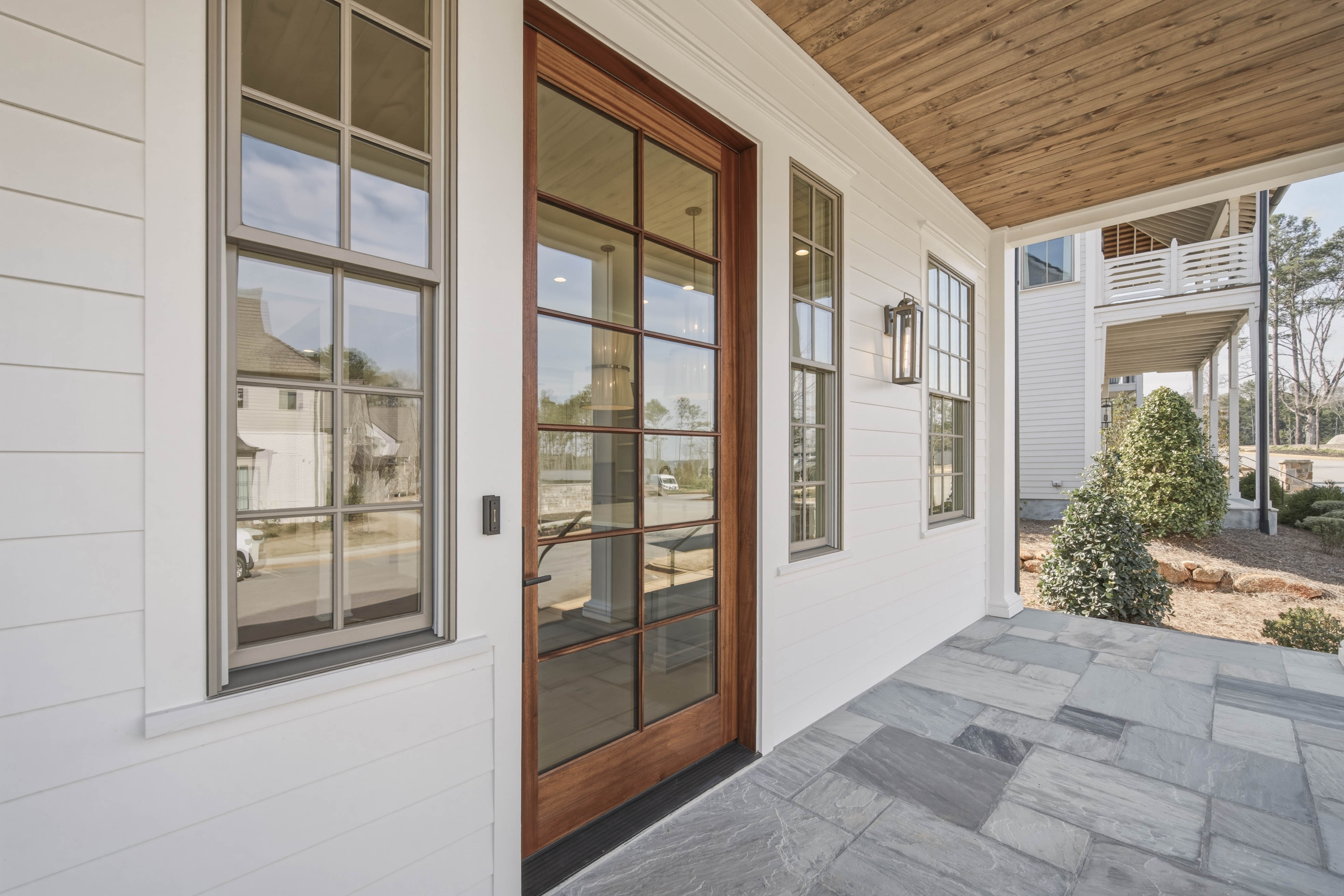 1541 Richland Pointe image 4